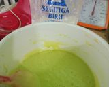 Foto langkah ke 4 dari resep Cake Pandan Gula Malaka.