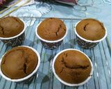 Foto langkah ke 6 dari resep Chocolate Cupcake.