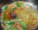 รูปขั้นตอนการทำที่ 4 ของ หมูสามชั้นผัดพริกเกลือ Stir-Fried Pork Belly with Chil