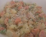 A picture of step 1 of Czencarpot salad.