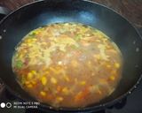 A picture of step 4 of Vegetable corn paper soup.