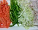 A picture of step 1 of Schezwan Rava Idli.