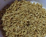 Foto langkah ke 1 dari resep Mie goreng telur orak arik.
