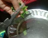 A picture of step 1 of Methi bhaji.