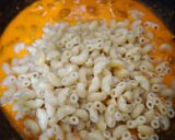 Foto langkah ke 3 dari resep Mac And Cheese.
