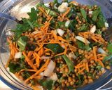 Une image de l'étape 7 de Salade de lentilles au bœuf,tomates,carottes et pissenlit.
