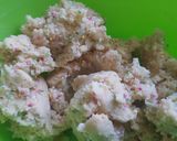 A picture of step 3 of Confetti biscuits.