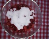 A picture of step 4 of Strawberry jam in microwave.
