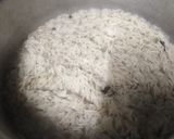 A picture of step 6 of Yukhni pulao.