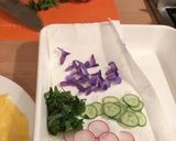A picture of step 3 of Salmon oyako chirashi sushi.