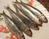 Foto del paso 2 de la receta Sardinas asadas en el horno, con cebolla roja y Kumato
