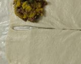 Foto del paso 5 de la receta: Pasteles🥐 rellenos de carne molida🥩, arveja y papa criolla🥔🌰😜