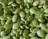 A picture of step 1 of Barne (pauta, Lima beans) ki sabzi without onion.