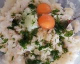 A picture of step 6 of Portuguese-Style Salt Cod Fritters (Buñuelos de Bacalao).