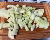 Une image de l'étape 10 de Salade de quinoa au melon, concombre, tomates et oignon rouge.