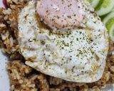Foto langkah ke 4 dari resep NASI GORENG TERASI + TELUR 1/2 MATANG.