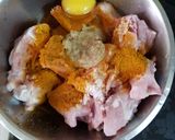 A picture of step 1 of Chicken Dilkhush.