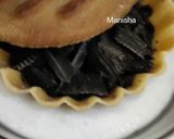 A picture of step 2 of Choco Lava Idli.