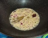 A picture of step 5 of Methi Matar Paneer Malai.