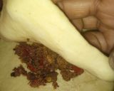 A picture of step 7 of Fried fish bread.