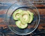 A picture of step 1 of Guacamole (Mexican Avocado Dip).