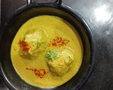 A picture of step 4 of Raw banana kofta in White gravy.