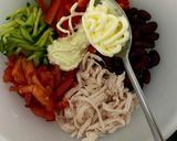 A picture of step 2 of Kawaii Bird Nest Salad.