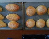 Foto langkah ke 7 dari resep Roti Empuk nan Lembut.