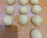 Foto langkah ke 3 dari resep Roti sosis.