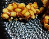 A picture of step 6 of Peanut chikki.
