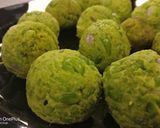 A picture of step 1 of Mattar kofte stuffed with apricot in coconut gravy.