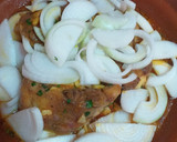 Foto del paso 3 de la receta: Tajín de carne de ternera con gombos y salsa de tomate - Mlokhiya