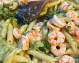 Foto del passaggio 6 della ricetta Penne Broccoli e Gamberi