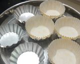 A picture of step 3 of Gujarati dhokla.
