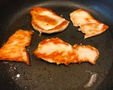 Foto del paso 8 de la receta: Pechuga de Pollo con Cebollas Caramelizadas y Arroz