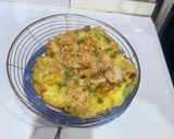 Foto langkah ke 2 dari resep Shrimp Omelette.