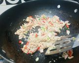 Foto langkah ke 3 dari resep Spaghetti Aglio Olio Spicy Tuna.