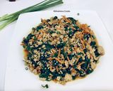 A picture of step 2 of Ground Pork Stir Fry With Spinach and Carrot.