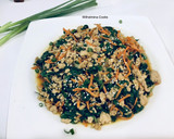A picture of step 2 of Ground Pork Stir Fry With Spinach and Carrot.