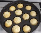 A picture of step 5 of No fry Medu Vada.