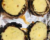 Foto del paso 3 de la receta: Hamburguesas de hongo portobello con queso gouda y pesto