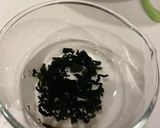 Gambar langkah 1 resipi Salmon Seaweed Rice.