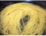 Hình bước làm 4 của món Miso Ramen
