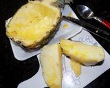 Foto del paso 2 de la receta: Picada servida en tabla o dentro de un anana