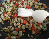 Foto del paso 5 de la receta: Macarrones con habas