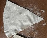 A picture of step 1 of Lebanese cheese rolls.