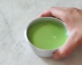 Foto langkah ke 4 dari resep Bolu Pandan Kukus.
