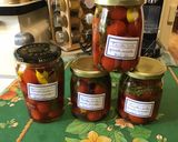 Une image de l'étape 8 de Tomates cerises à l'huile d'olive, ail, piments, thym et romarin.