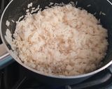 A picture of step 10 of Mushroom Stroganoff.