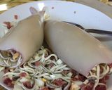 Foto del paso 2 de la receta Calamares rellenos de gulas en salsa de almendras e higos